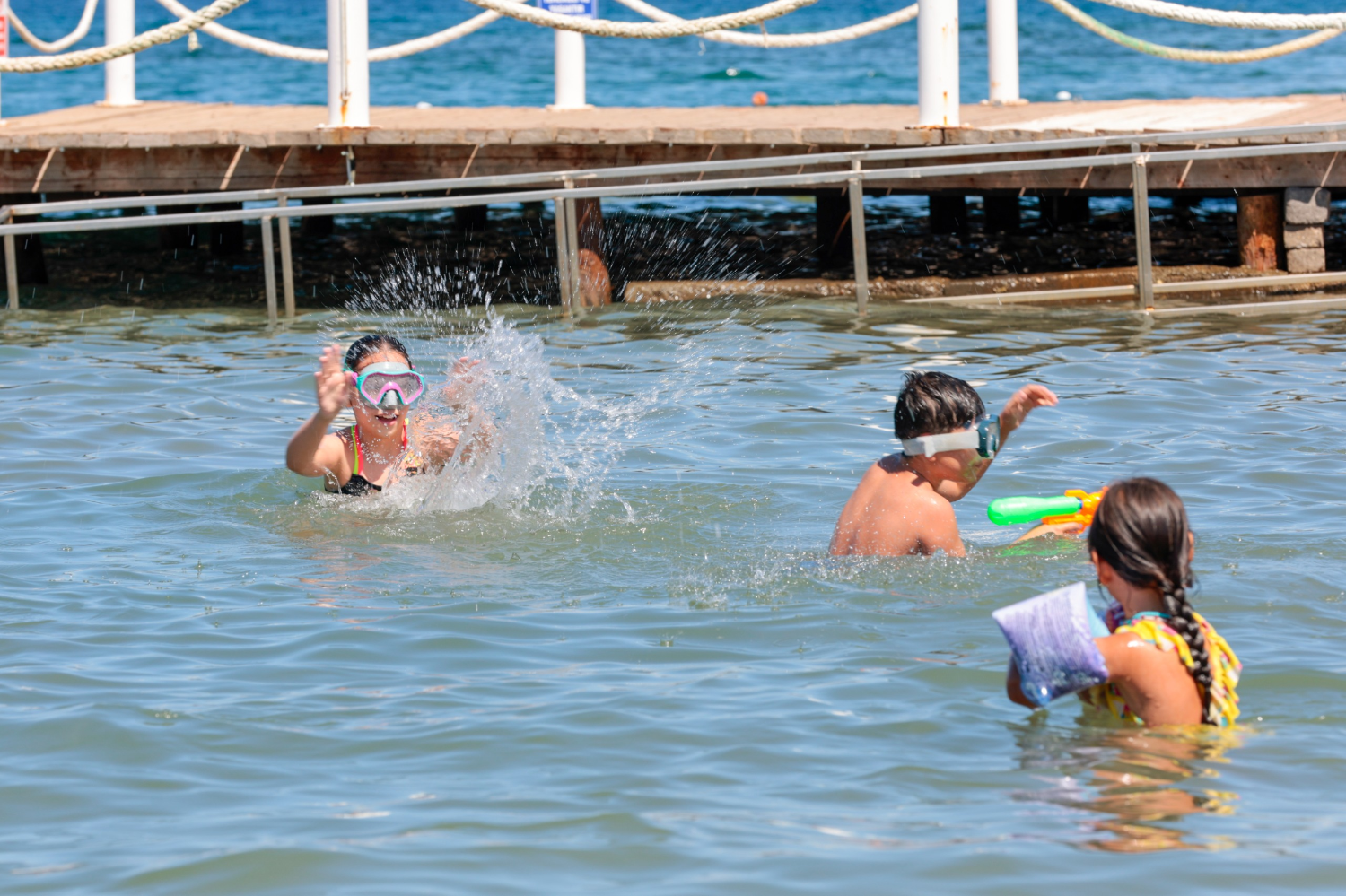 Konak’ta yaz okulu denizde final yaptı